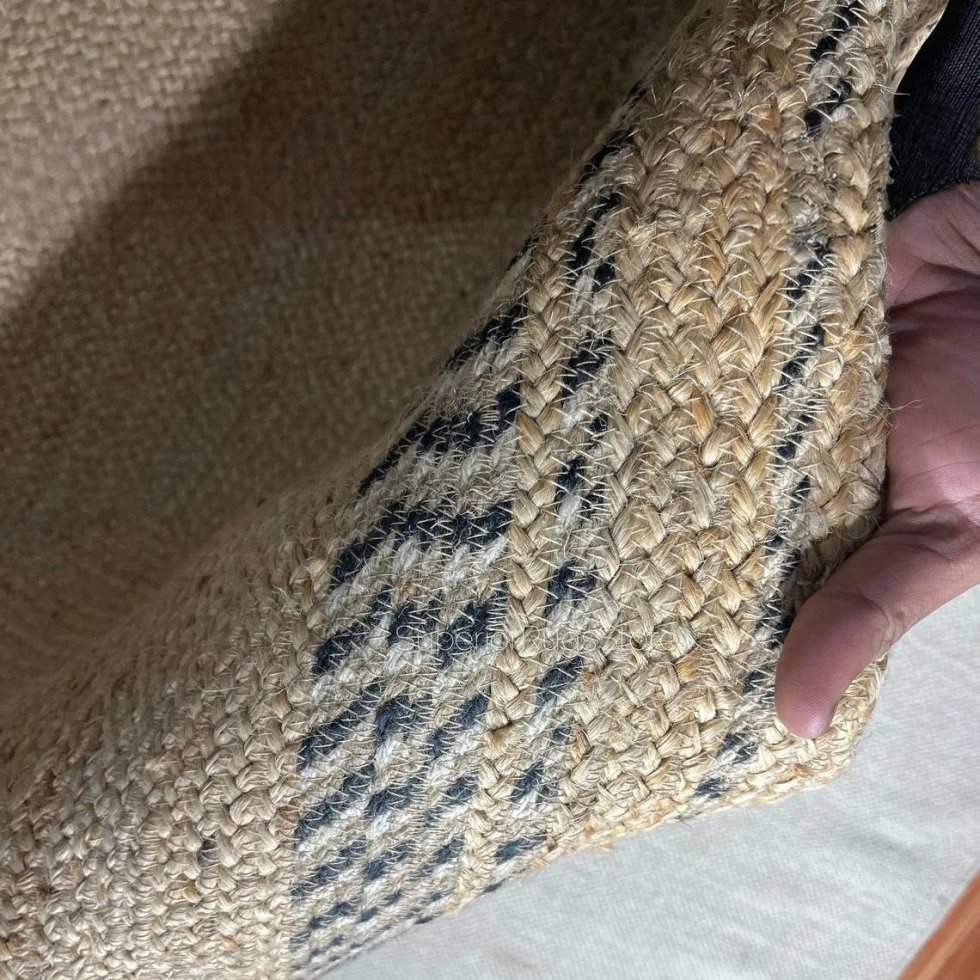 Geribbeld jute vloerkleed met zwarte en witte bies - Afbeelding 2